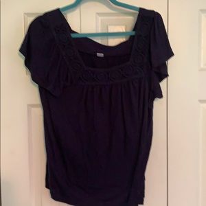 Old navy short sleeved shirt